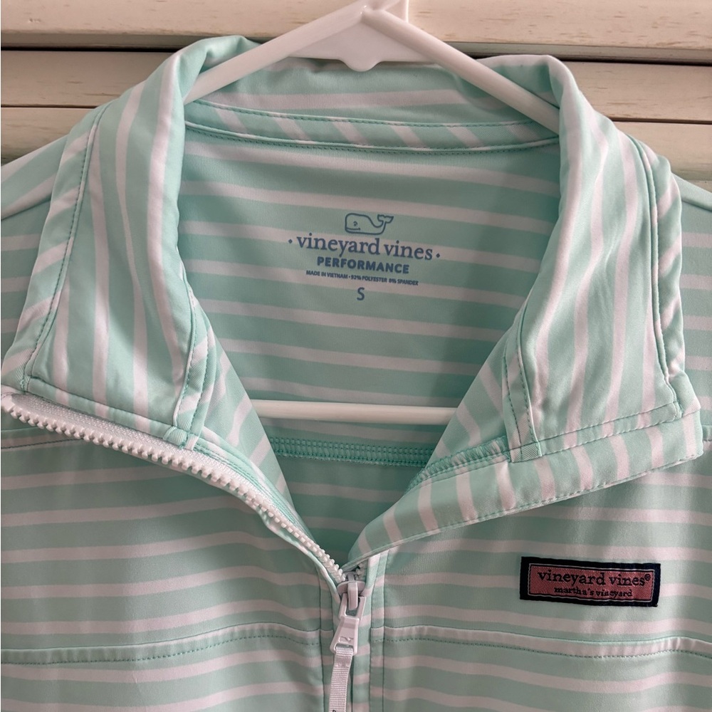 Vineyard Vines Women’s quarterzip